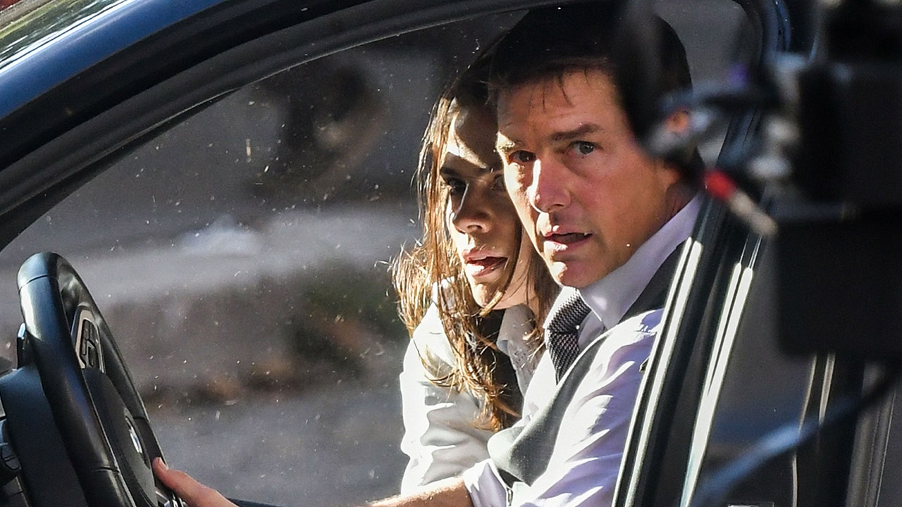 Tom-Cruise_Mission-