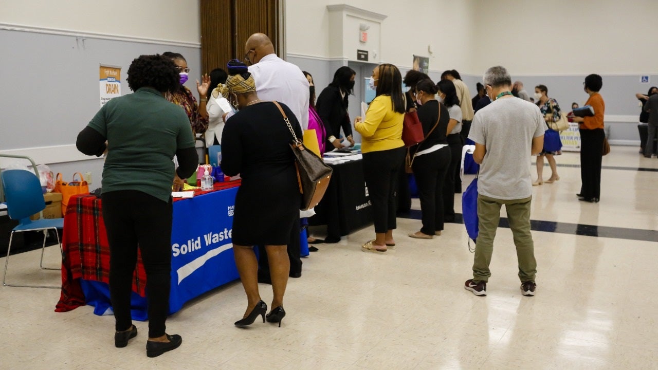 Jobless claims jump more than expected to highest level since 2021 Fox Business Jobless claims jump more than expected to highest level since 2021 Fox Business
