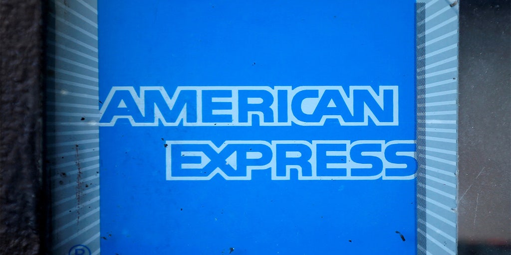 Attorney representing class action against American Express blasts company after it allegedly seeks to dismiss - Vimarsana News