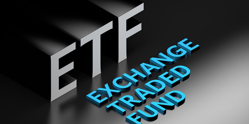 ETF bigwigs gather as assets explode and a bitcoin fund remains a no-go - Vimarsana News