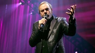 Neil Diamond sells music catalog, recording rights to Universal music group