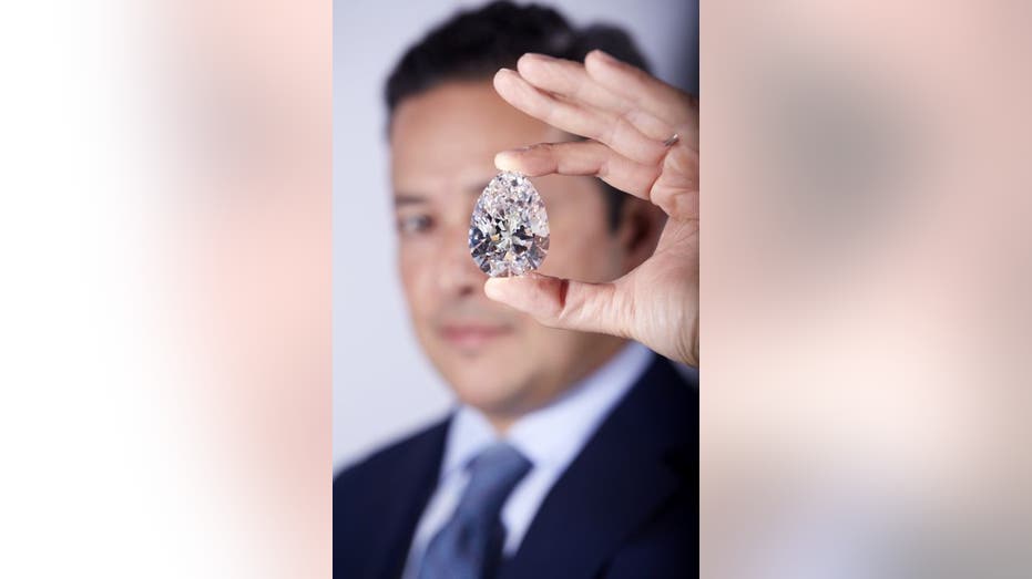 228-carat pear-shaped diamond sold at Christie’s auction