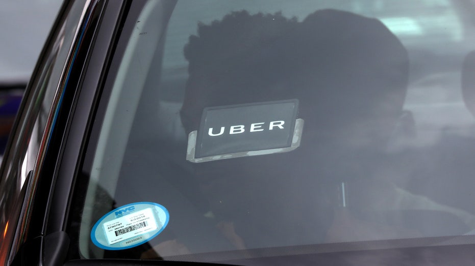 Uber logo