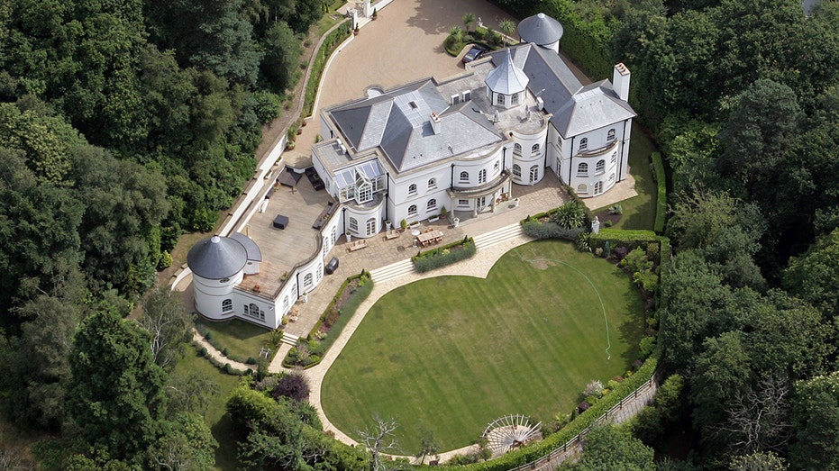 Stolichnaya vodka tycoon Yuri Shefler's $19.3 million home in Surrey, UK