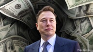 Elon Musk back in No. 1 spot on Bloomberg's billionaires list