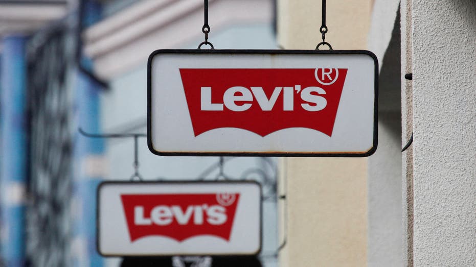Levi's signs outside a store
