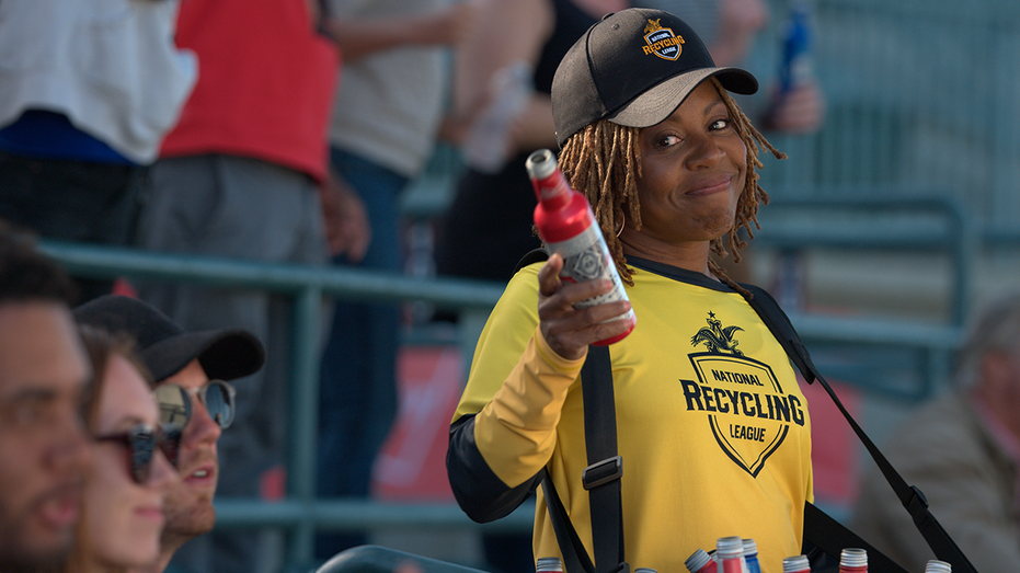 Major League Baseball recycling