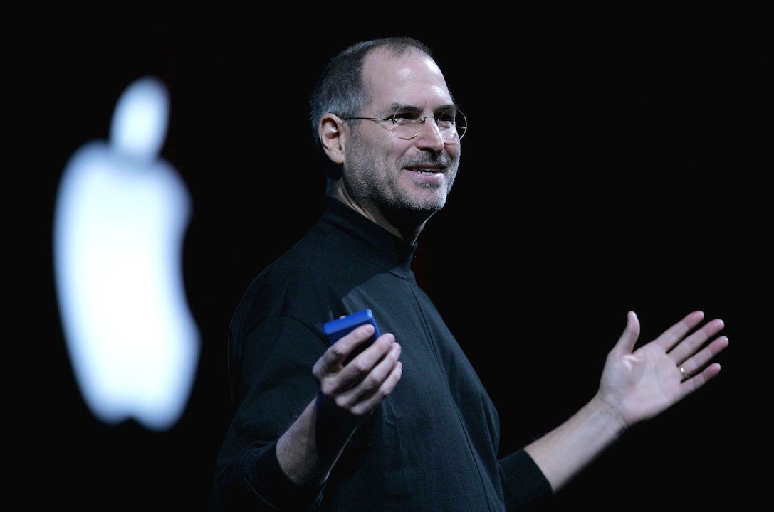 Las sandalias Birkenstock vintage de Steve Jobs se venden por más de $ 218,000 en una subasta
