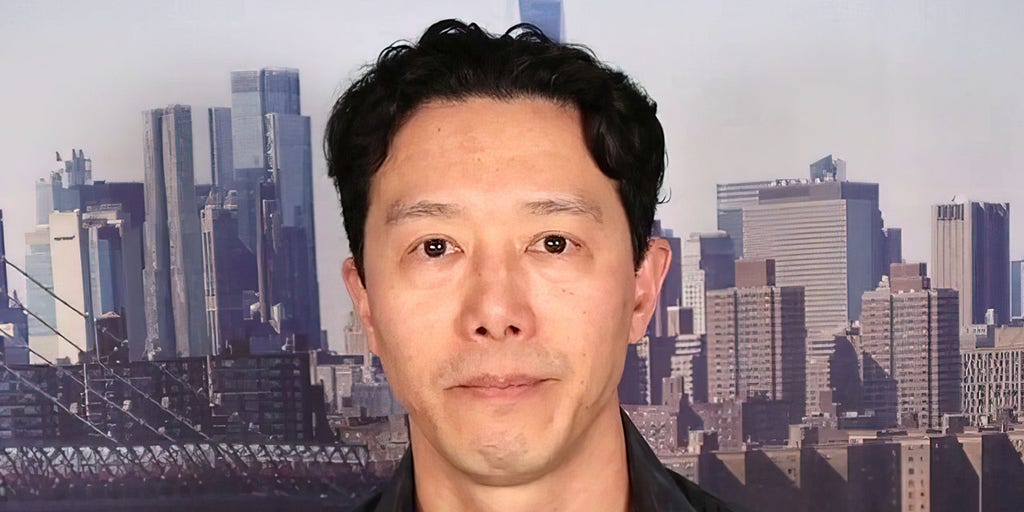 Crypto expert on Warren pushing back against bitcoin in 401(k): Fidelity knows what's good for their customers - Vimarsana News