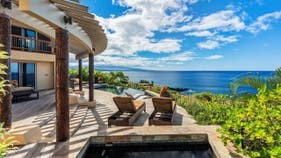 SEE PICS: 2022 vacation homes of the year revealed by booking website