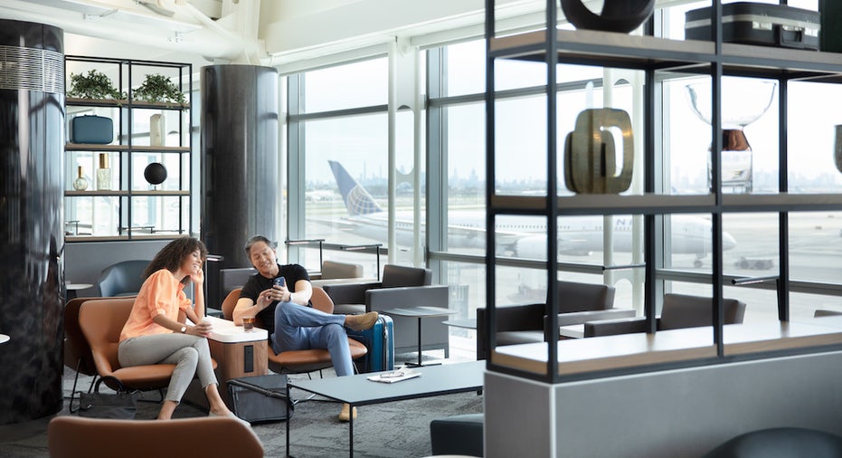 United Opens its Largest Club Lounge Ever in Denver Airport - AFAR