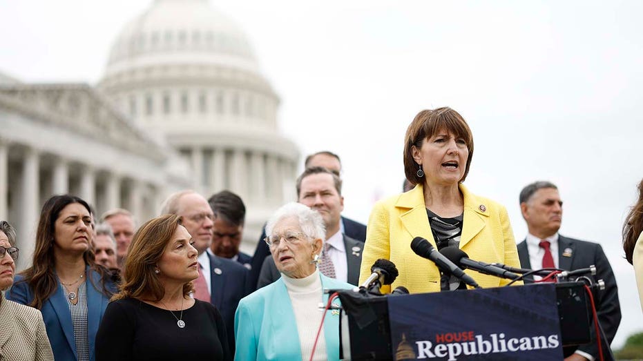 Rep. Cathy McMorris Rodgers and House Republicans