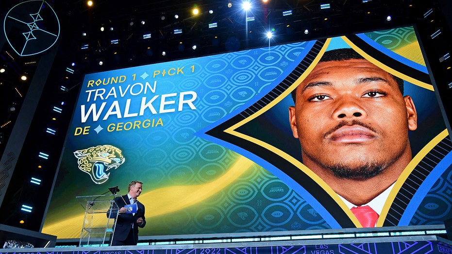 Travon Walker net worth 2022: What is Walker's signing bonus?