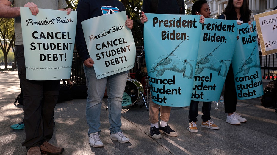 Biden administration canceling $6 billion in student loan debt for 200,000 borrowers | Fox Business