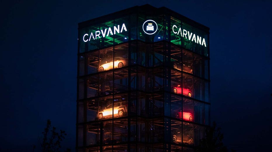 Carvana car dispensing machine 