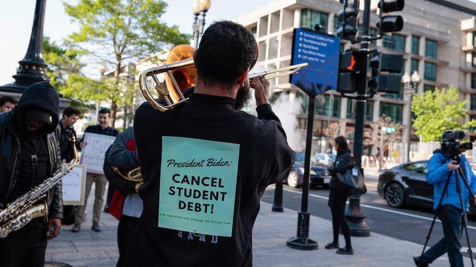 Student debt protestor