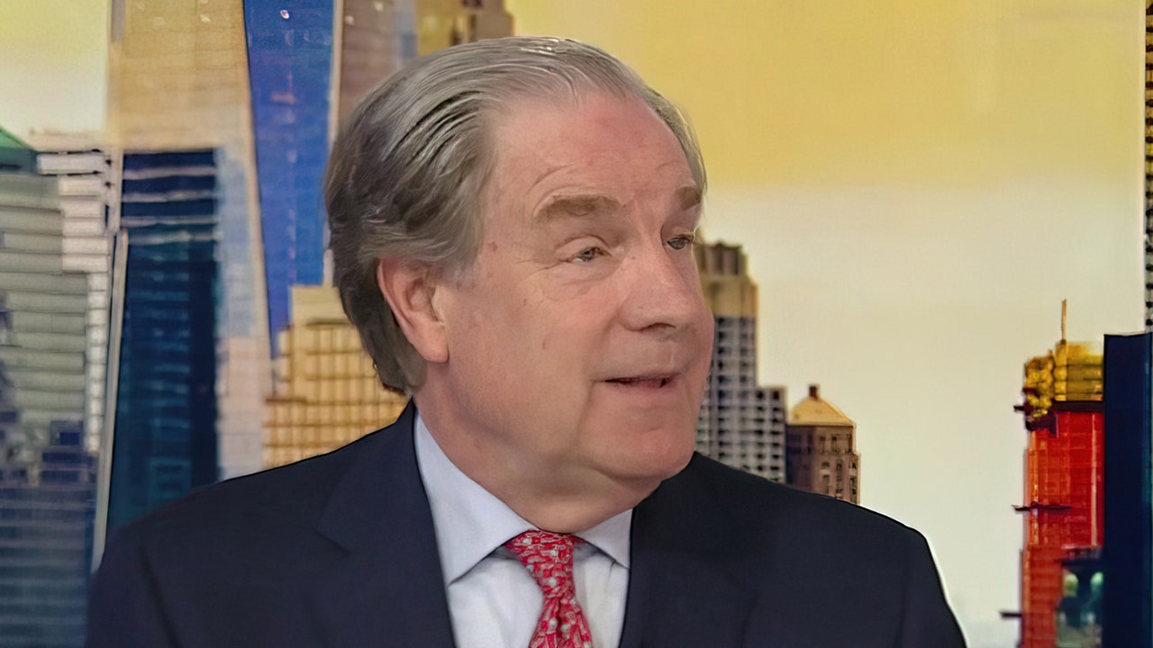 to-fight-inflation-fed-has-to-dramatically-reduce-growth-rate-bank