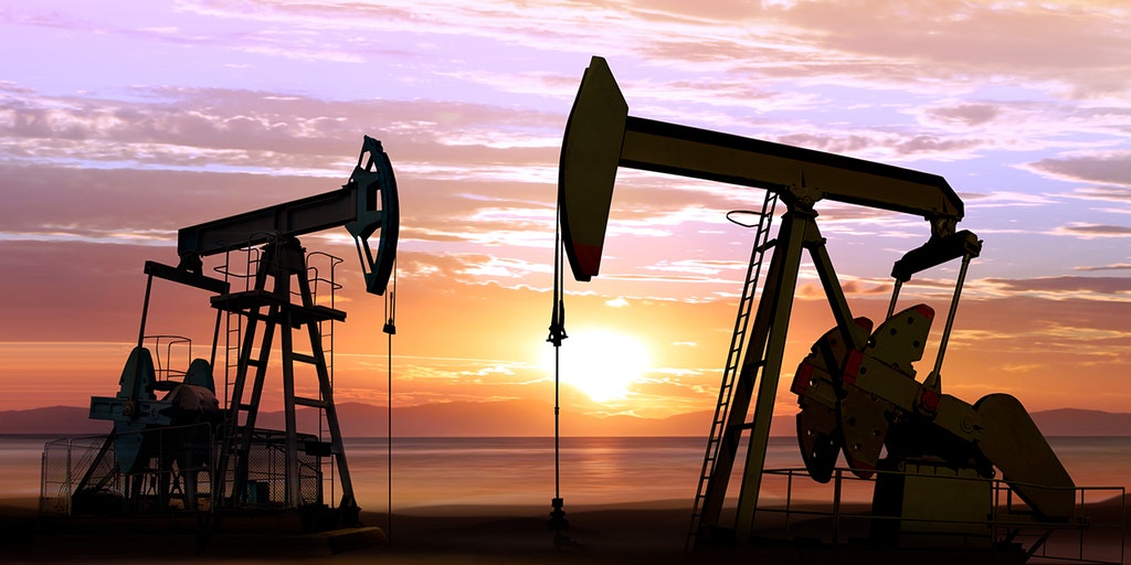 US drillers add oil and gas rigs for second week in a row: Baker Hughes - Vimarsana News