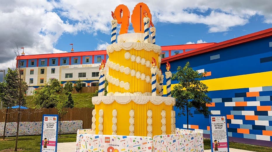 Legoland New York Resort 90th anniversary cake