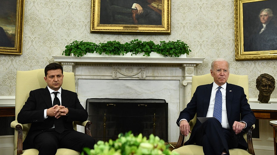Ukraine President Zelesnky sits next to U.S. President Biden at the White House