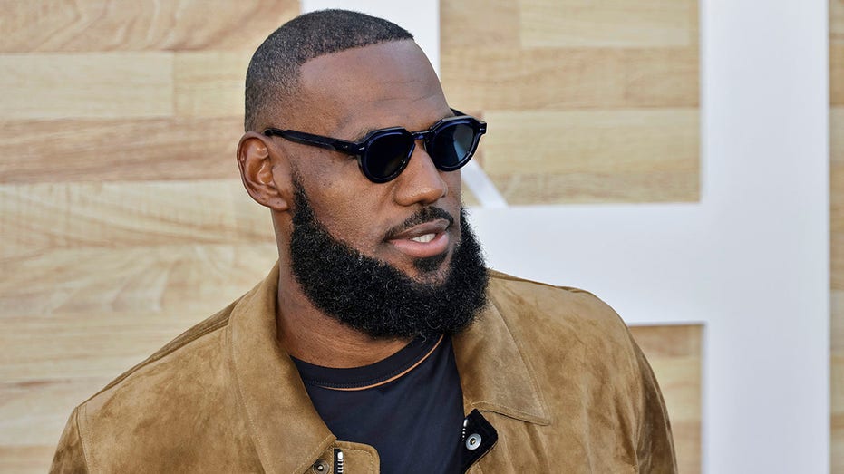 LeBron James na estreia da Netflix "Acelera"