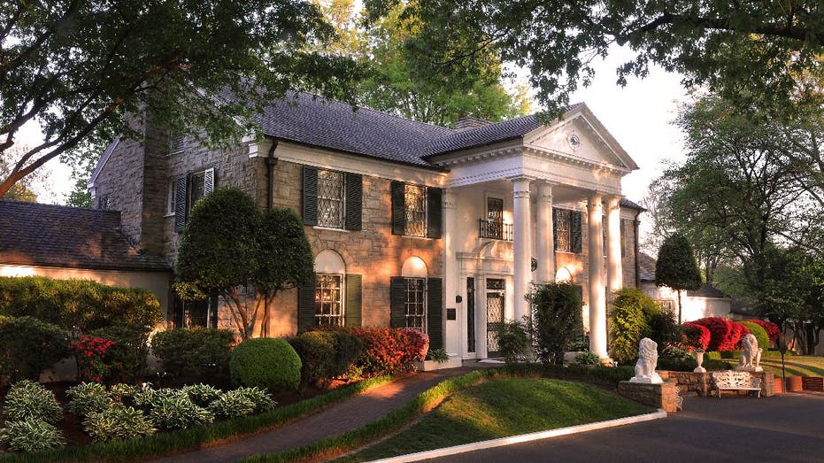 Exterior view of Elvis Presley’s Graceland mansion