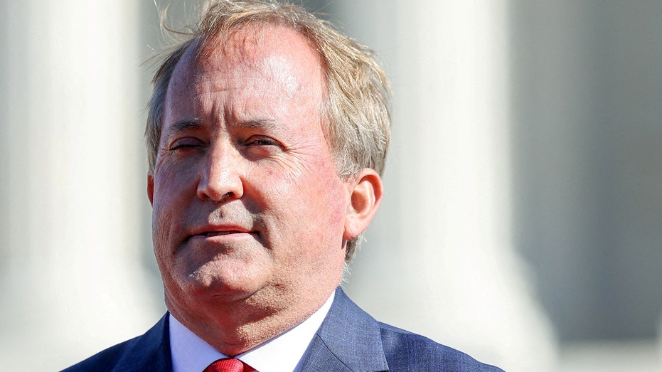 El fiscal general de Texas Ken Paxton Google