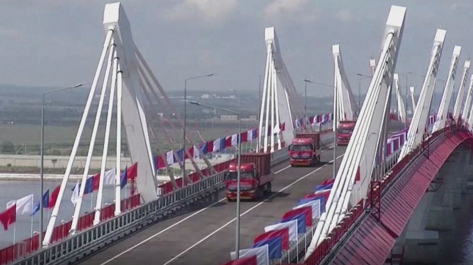 布拉戈维申斯克-黑河大桥连接俄罗斯和中国