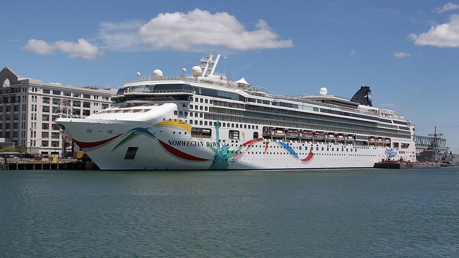 norwegian cruise line israel