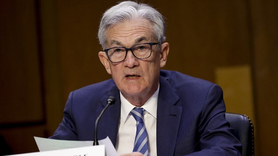 Jerome Powell testifies