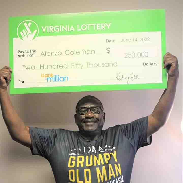 Man who needed change for laundry machines wins $250,000 lottery prize 