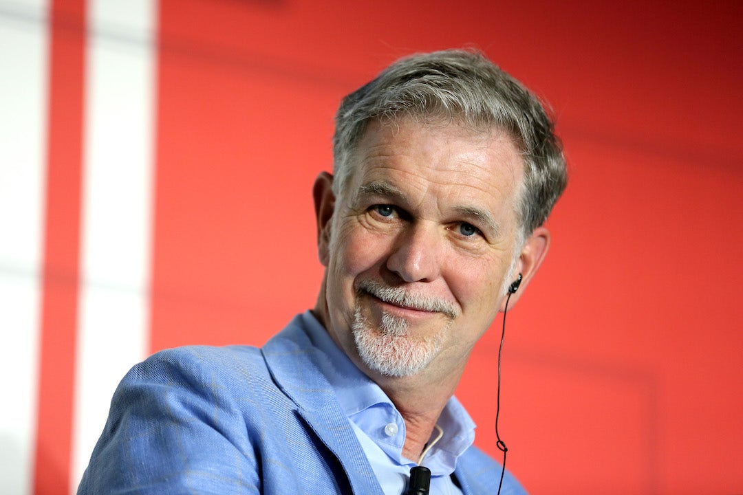 El CEO de Netflix predice la caída de la televisión lineal en la próxima década