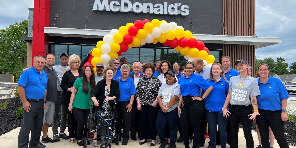 Ohio McDonald's franchise owner, a veteran, paid workers amid closure: 'I've been in their shoes' - Vimarsana News