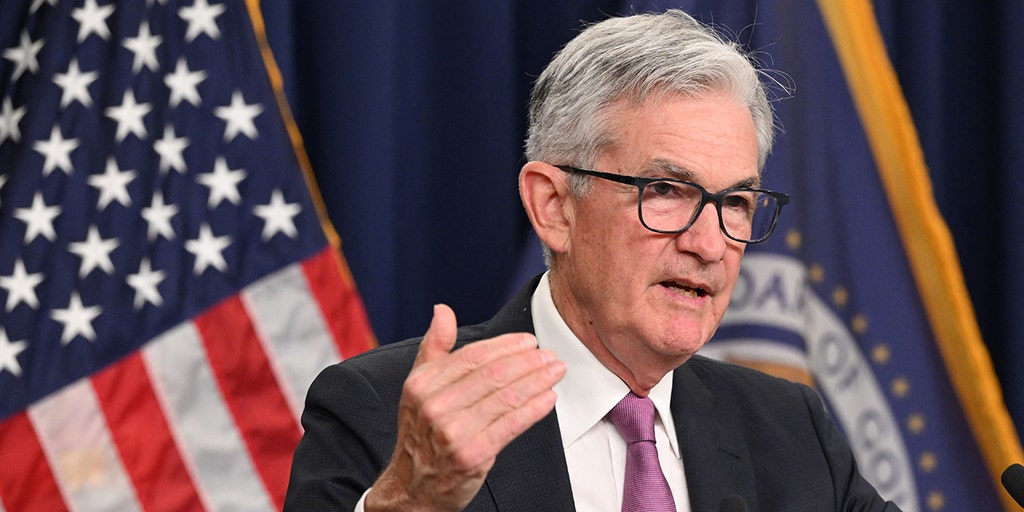 Fed officials anticipate 'significant' interest rate hikes until inflation eases, minutes show