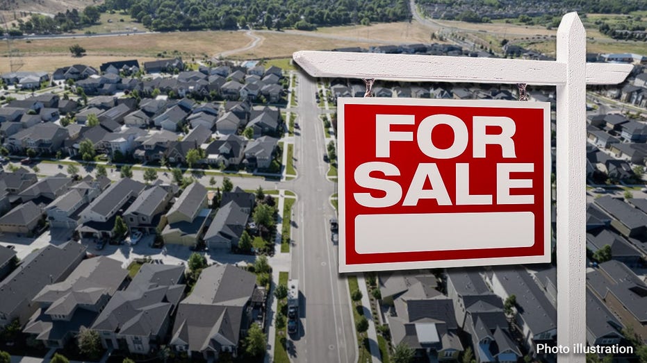 Buffalo 's housing market will be the hottest in 2024, Zillow says 2 For sale sign in front of homes