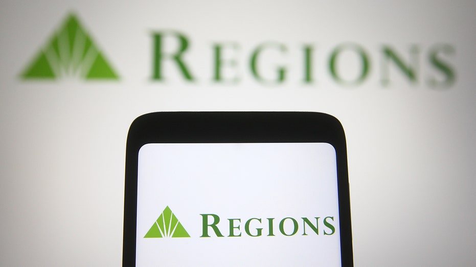 Regions logo