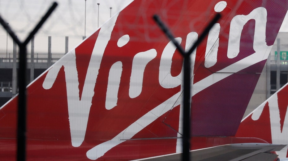 Virgin Atlantic dice que los hombres pueden usar faldas y actualiza la política de género