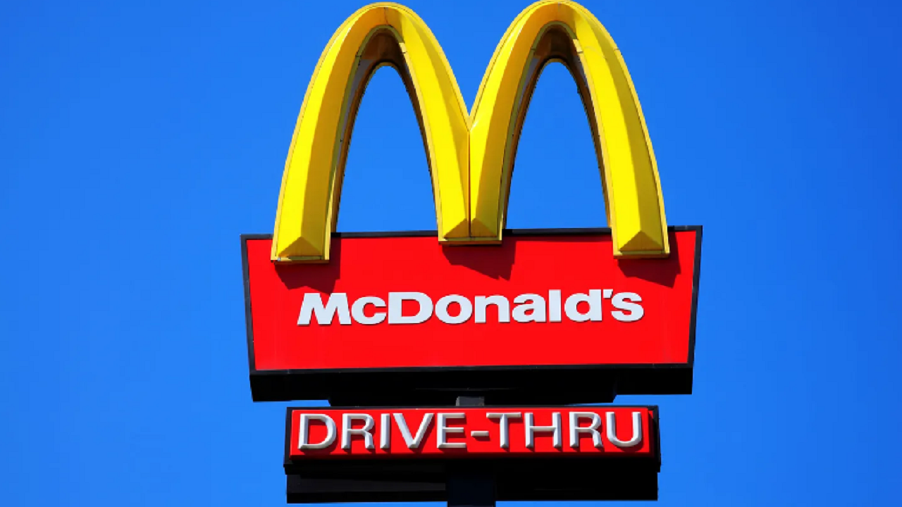 McDonald's delivers digital signage at the drive thru