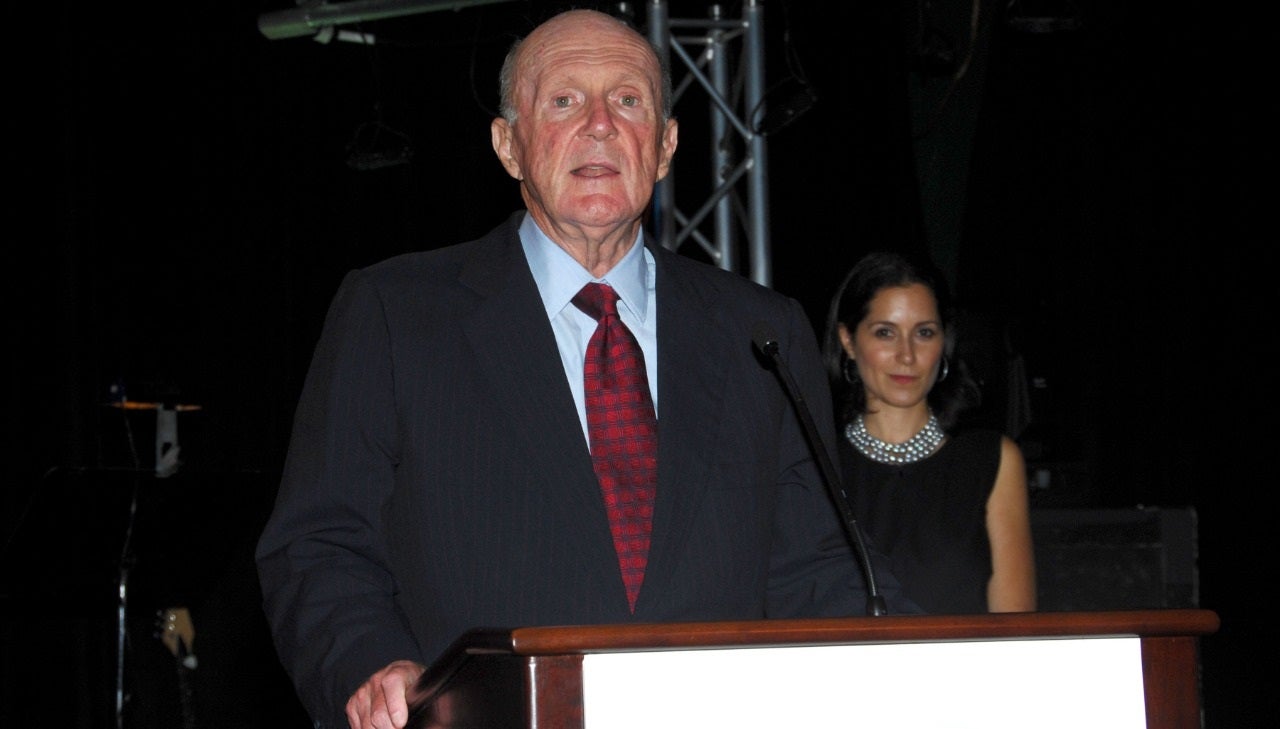 Hedgefund pioneer Julian Robertson Jr. has died at 90 Fox Business
