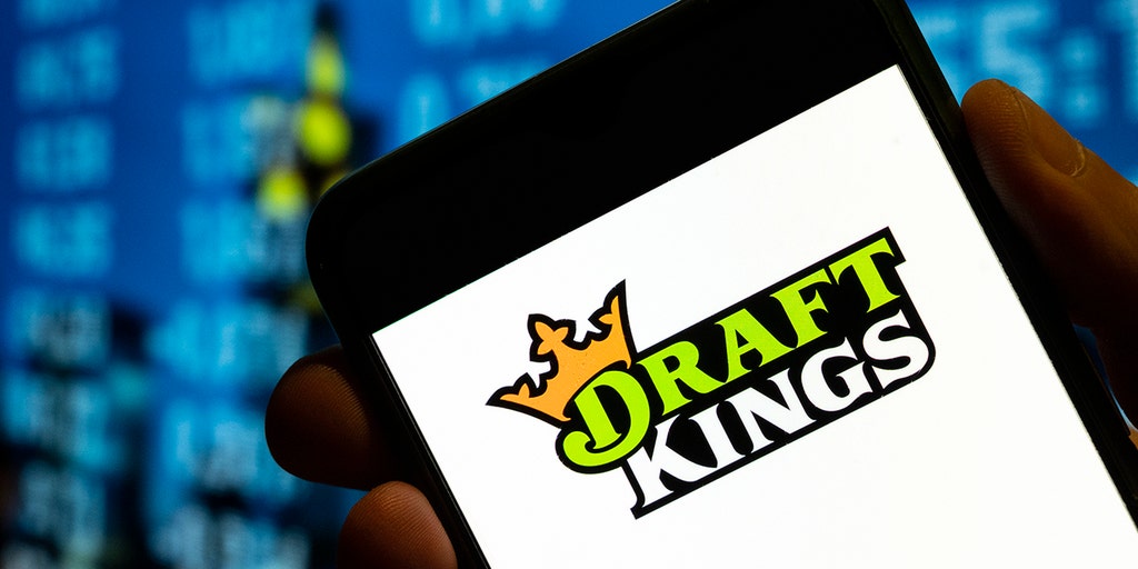 DraftKings shares jump on ESPN brand partnership reports