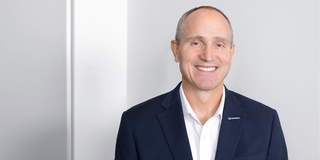 Nikola CEO Mark Russell to retire, replacement named - Vimarsana News