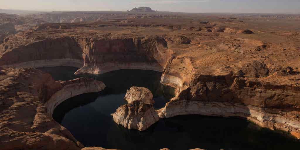 Global drought leads to investors pressuring companies to better manage their water use - Vimarsana News
