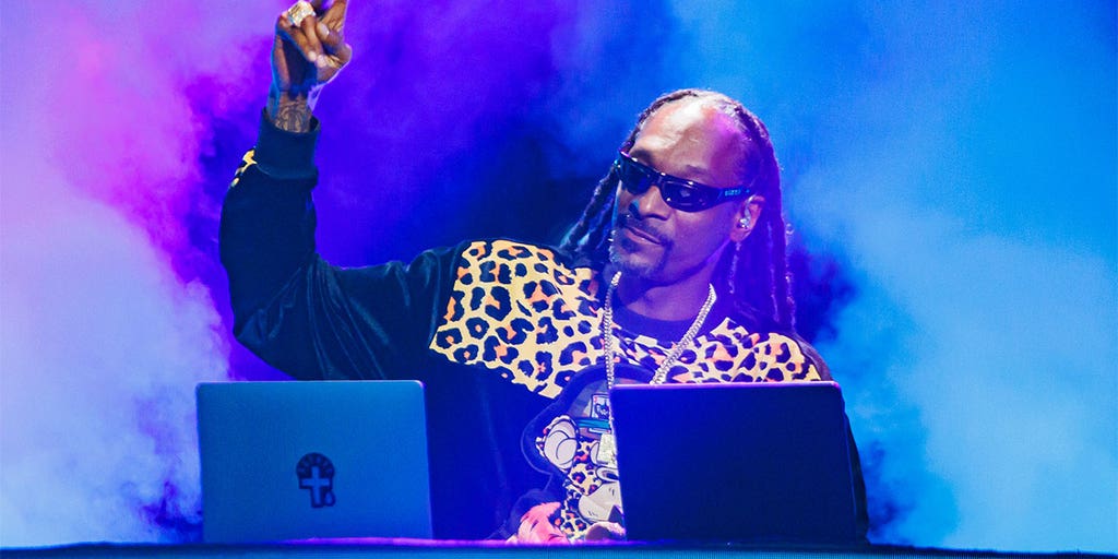 Snoop Dogg announces the upcoming release of his new cereal Snoop Loopz - Vimarsana News