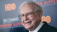 Warren Buffett donates Thanksgiving millions, praises USA