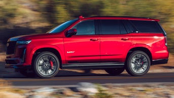 American auto giant recalling 450k trucks, SUVs of various models over brake warning - Fox News