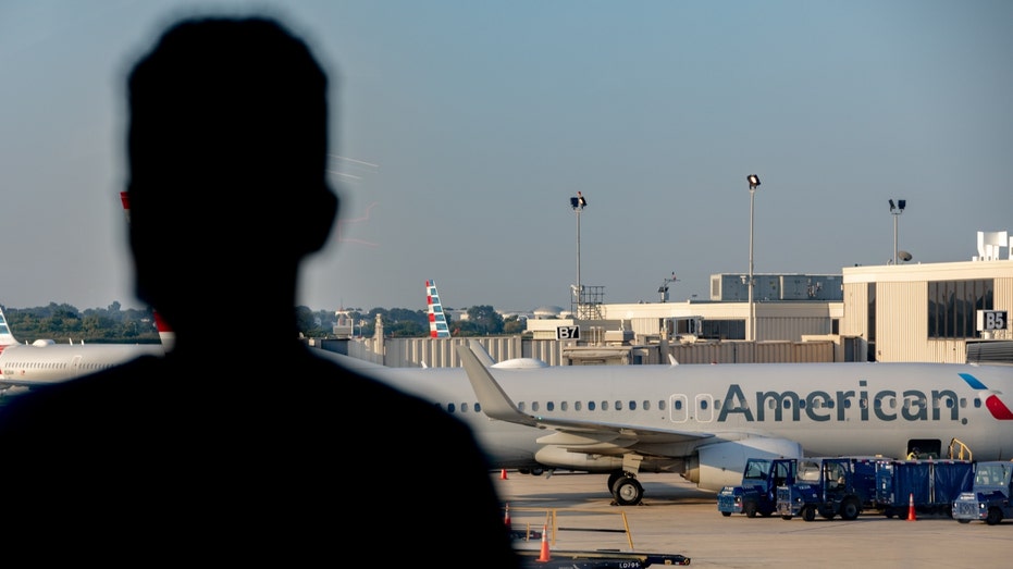 American Airlines elimina vuelos del horario de otoño