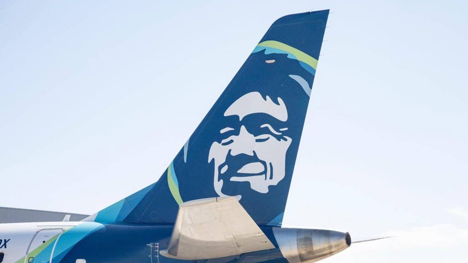 Alaska Airlines plane