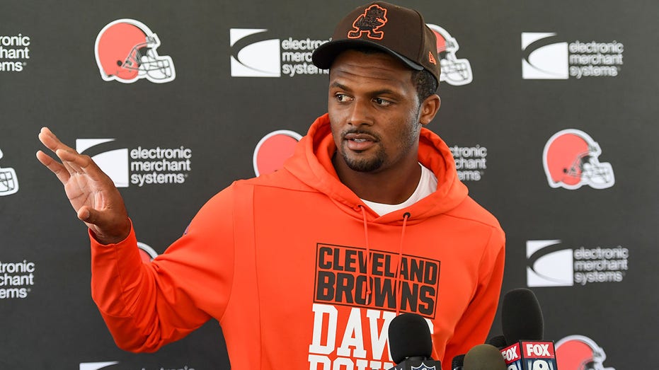 Cleveland Browns: Deshaun Watson, roster building and the salary