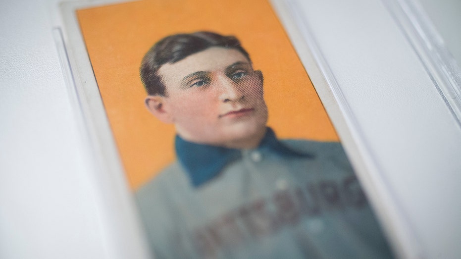 Honus Wagner card in 2013