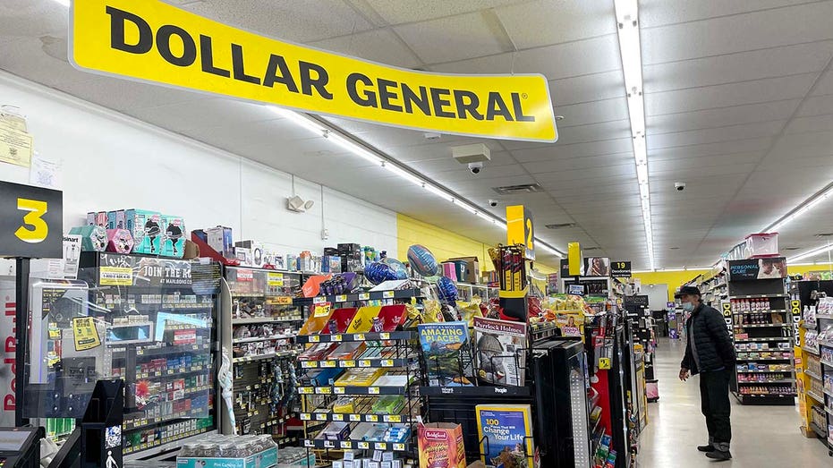 Insde of a Dollar General store